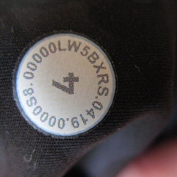 Lululemon Womens Camo Fast  Free Tights Size 4 - Picture 8 of 8